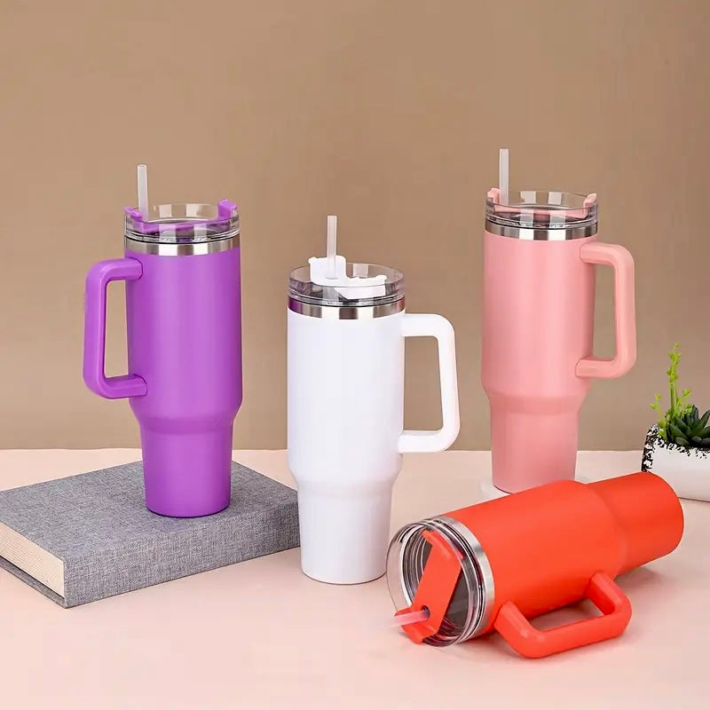 タンブラー ハンドルとストロー付き・1200ml
